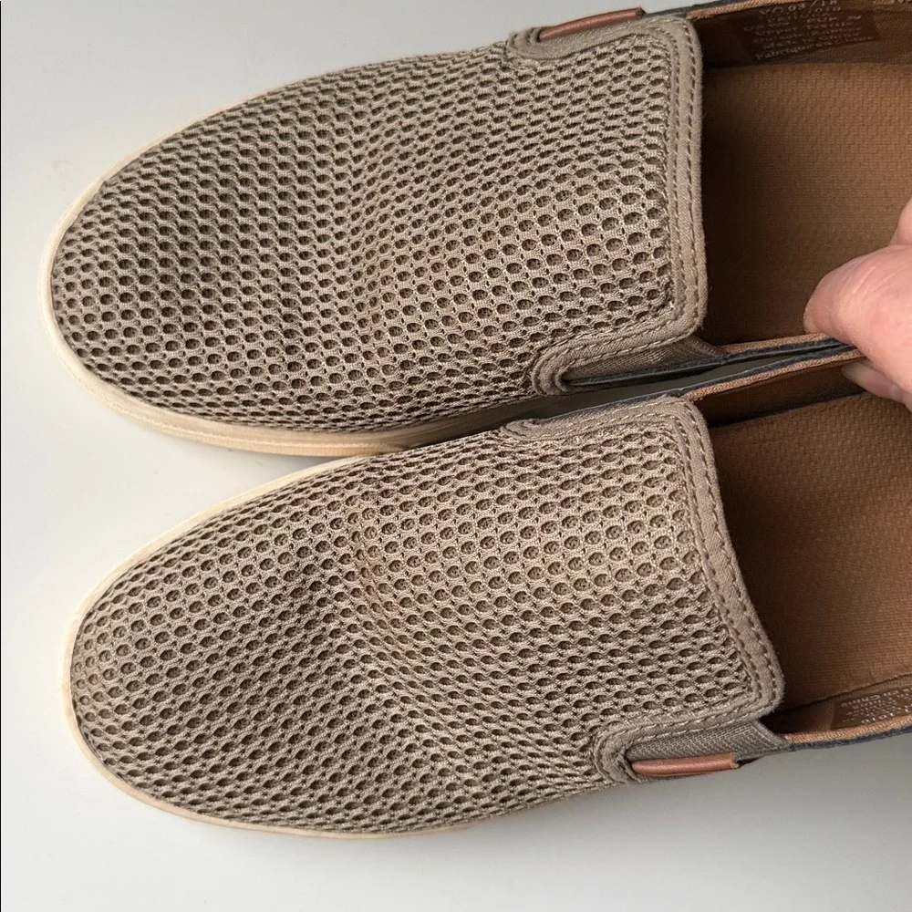 OluKai® Pehuea casual shoes Anatomical Contoured Footbed Drop In Heel Khaki US 9